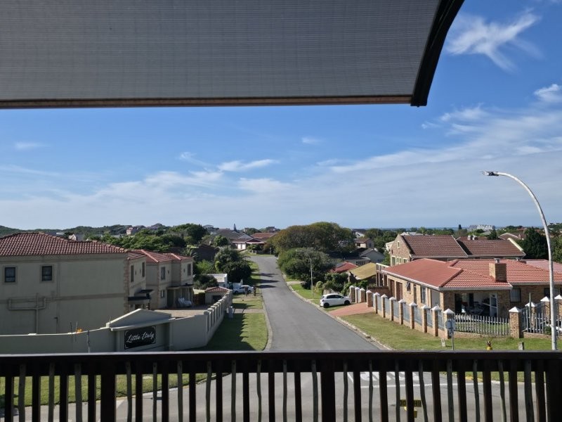 4 Bedroom Property for Sale in Aston Bay Eastern Cape